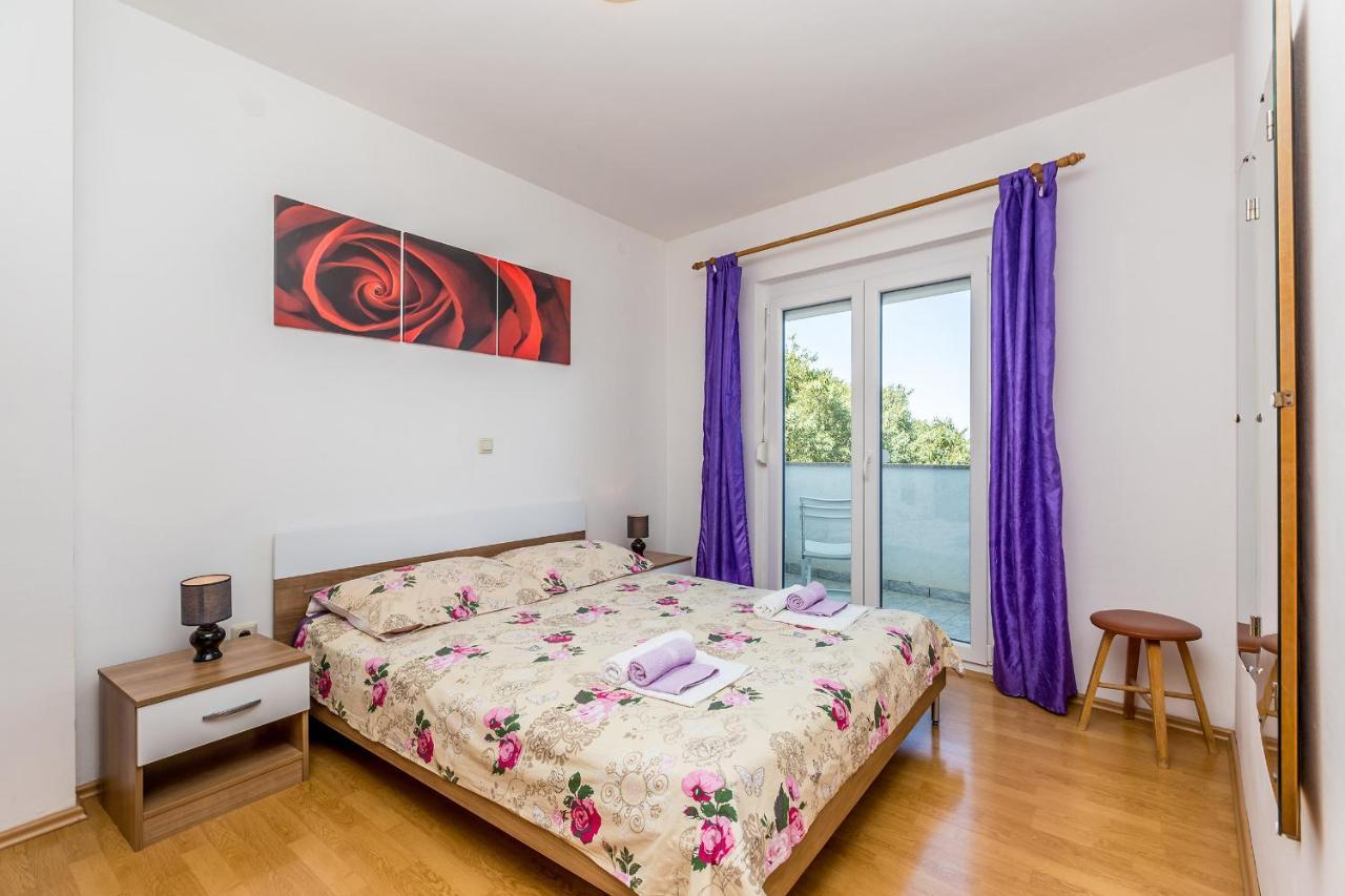 Private Accommodation Стара Башка Экстерьер фото